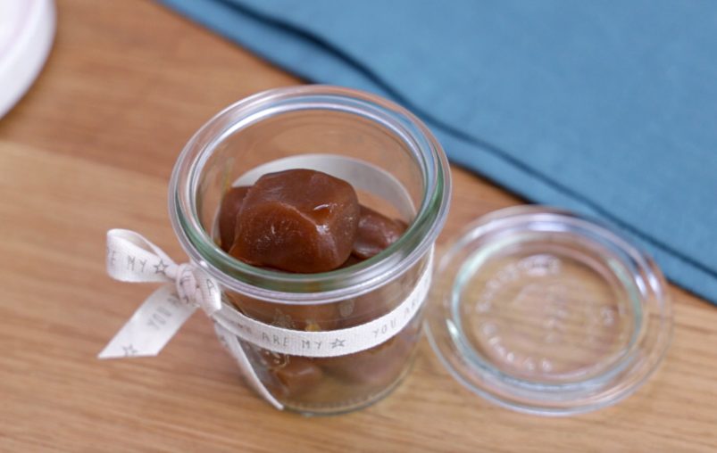 Recette-bonbons-au-caramel-beurre-aux-cristaux-de-sel-de-mer-de-noirmoutier-grand-fermage