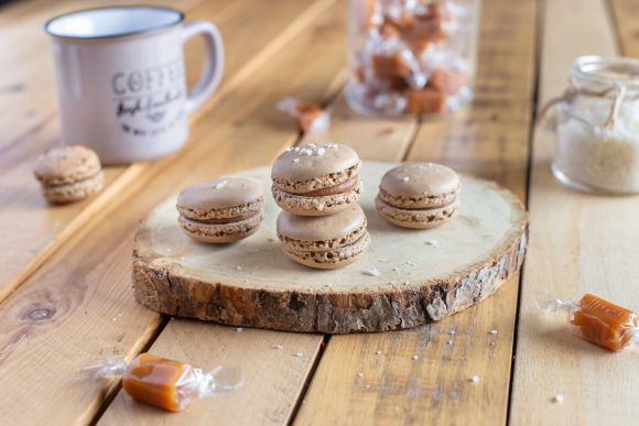 Macarons au caramel