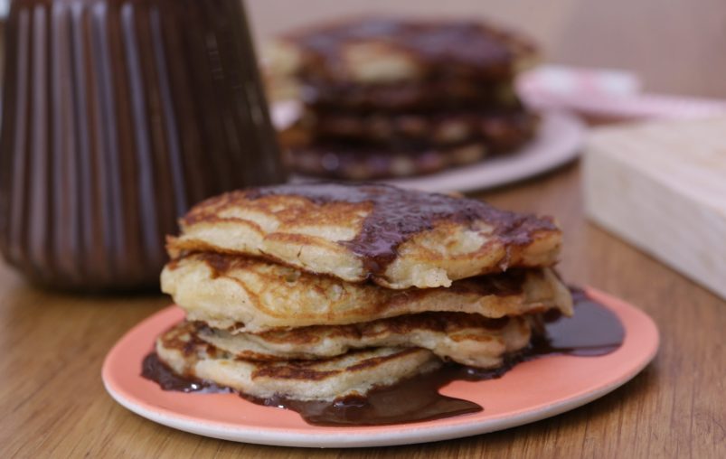 Recette-pancakes-pommes-chocolat-beurre-moule-doux-aop-cahrentes-poitou-grand-fermage