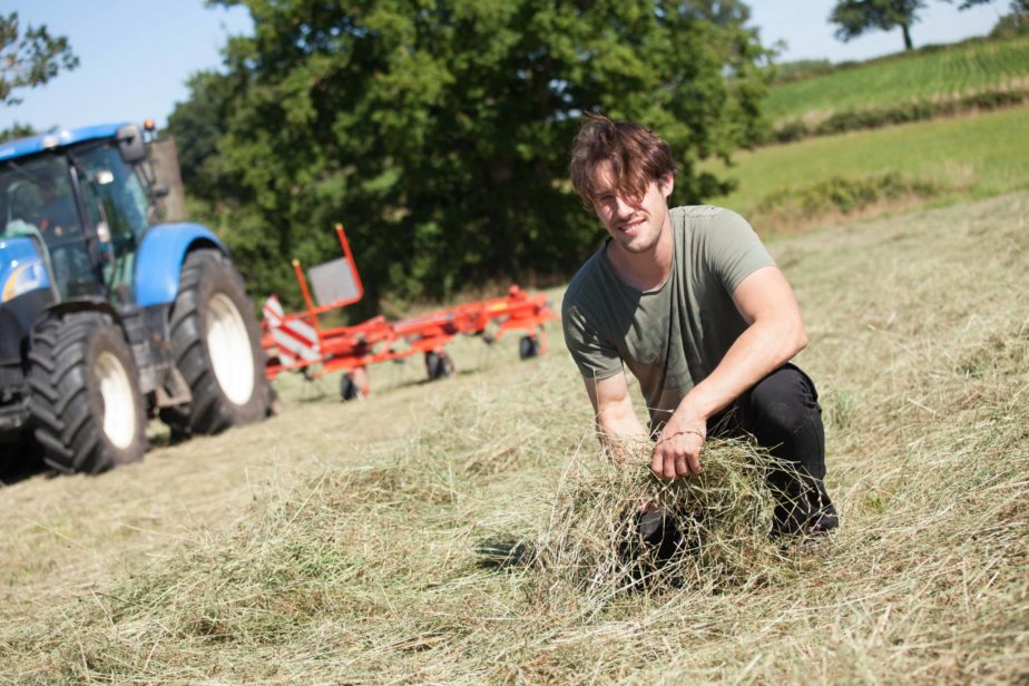 Biodiversite-technique-culturale-simplifié-eleveur-tracteur-grand-fermage