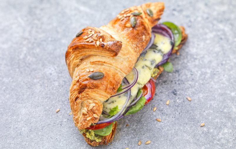 recipe-croissants-with-crunchy-salad-and-blue-cheese-butter-sheet-82%-grand-fermage
