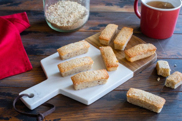 recette-financiers-aux-amandes-et-noisettes-au-beurre-de-baratte-doux-bleu-blanc-coeur-grand-fermage-HD