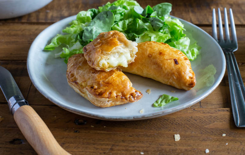 recette-delice-de-la-loire-fromage-chaussons-poireaux-grand-fermage
