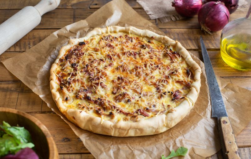 Cauliflower, red onion and lardon quiche recipe