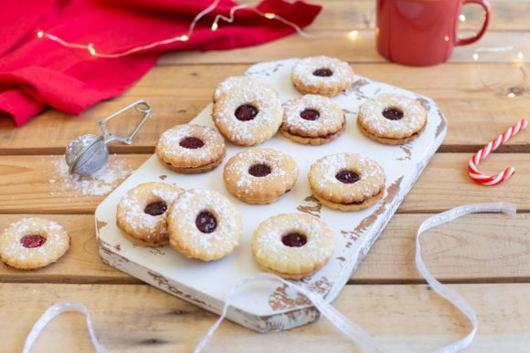 Christmas Cookies with Jam