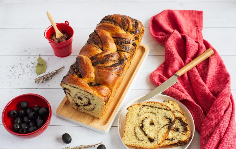 recipe-brioche-babka-a-tapenade-with-baratte-butter-bleu-blanc-coeur-grand-fermage