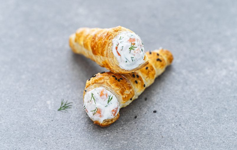 Salmon-chive cones recipe