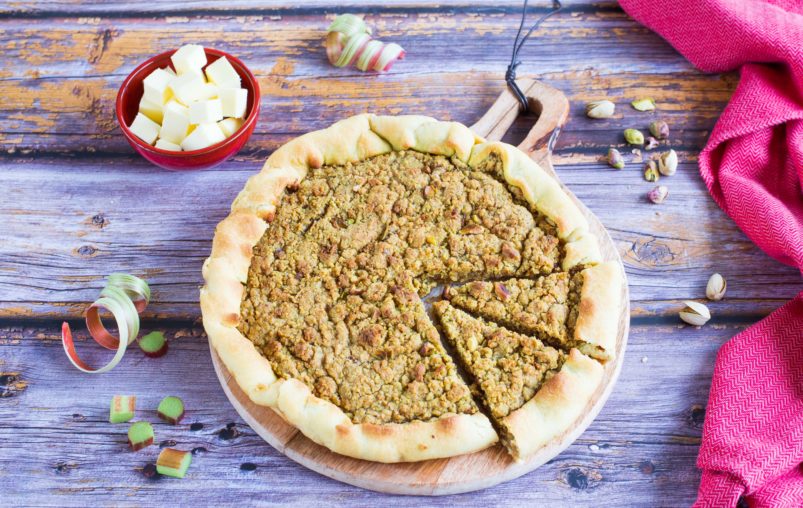 recette-rustique-rhubarbe-tarte-avec-beurre-crumble-pistache-organique-non-salé-grand-fermage