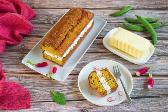 Pea, radish and cream cheese cake