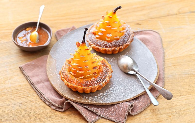 HEDGEHOG TARTS WITH ALMOND AND PEAR